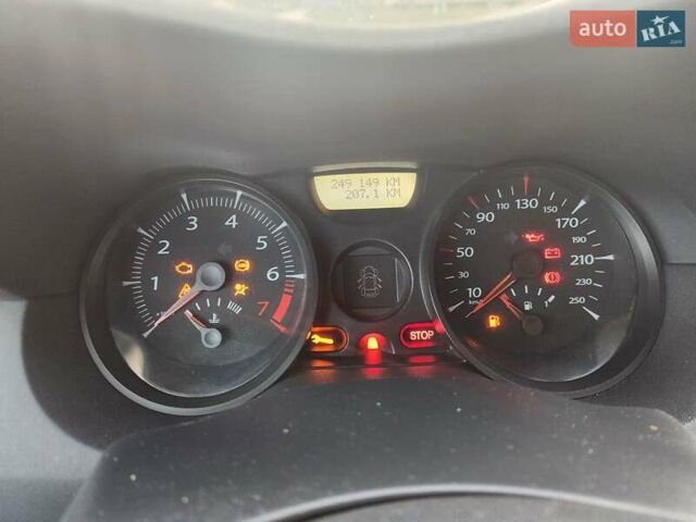 Серый Рено Меган, объемом двигателя 1.6 л и пробегом 248 тыс. км за 5300 $, фото 26 на Automoto.ua