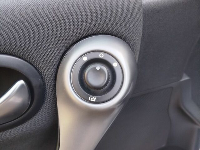 Сірий Рено Меган, об'ємом двигуна 2 л та пробігом 162 тис. км за 6299 $, фото 17 на Automoto.ua