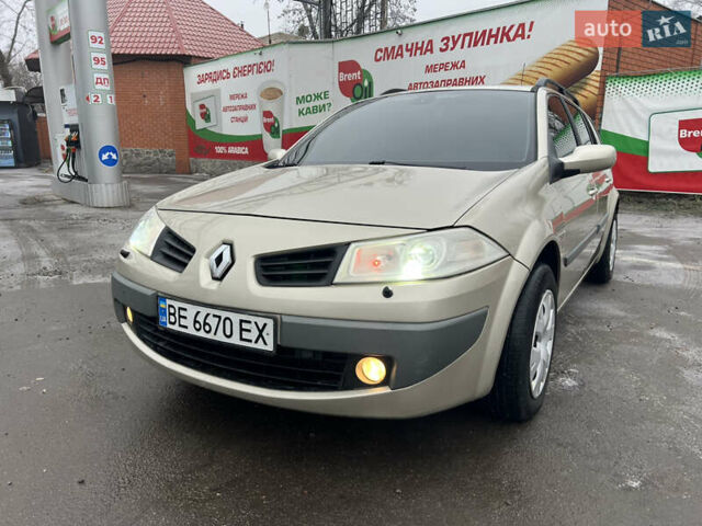 Серый Рено Меган, объемом двигателя 1.6 л и пробегом 281 тыс. км за 4800 $, фото 1 на Automoto.ua
