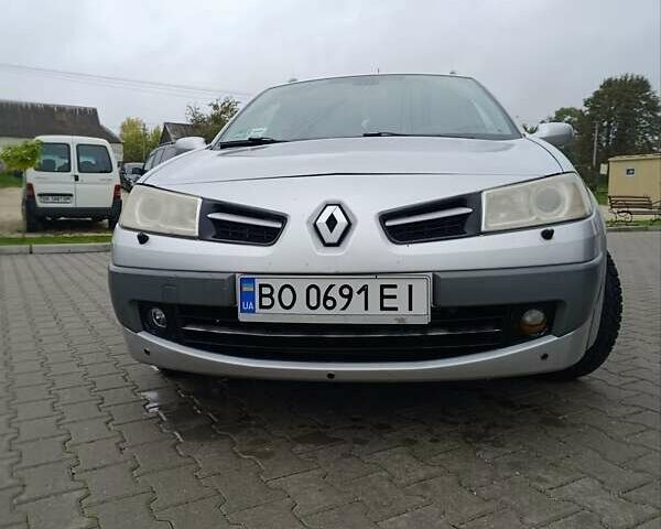 Серый Рено Меган, объемом двигателя 1.9 л и пробегом 309 тыс. км за 4600 $, фото 2 на Automoto.ua