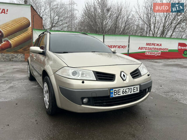 Серый Рено Меган, объемом двигателя 1.6 л и пробегом 281 тыс. км за 4800 $, фото 4 на Automoto.ua