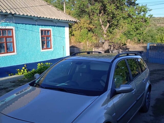 Сірий Рено Меган, об'ємом двигуна 1.9 л та пробігом 330 тис. км за 4100 $, фото 1 на Automoto.ua