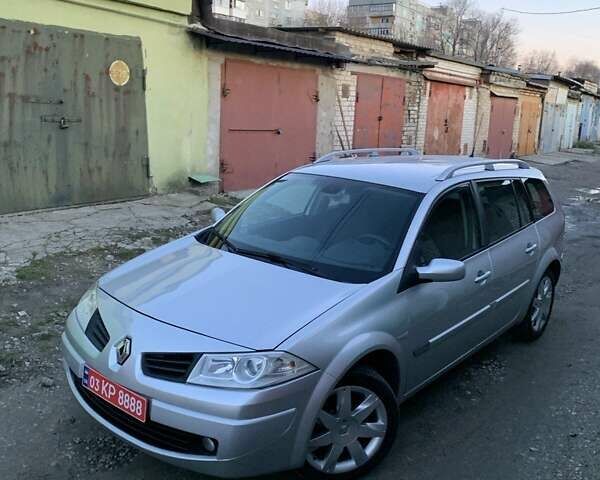 Серый Рено Меган, объемом двигателя 2 л и пробегом 162 тыс. км за 6299 $, фото 12 на Automoto.ua