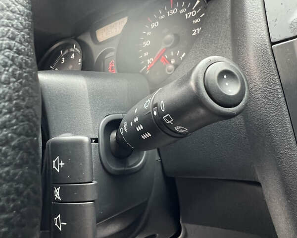 Рено Меган 2007 в Житомире на Automoto.ua Серый Рено Меган, объемом двигателя 1.6 л и пробегом 218 тыс. км за 4900 $, фото 26 на Automoto.ua