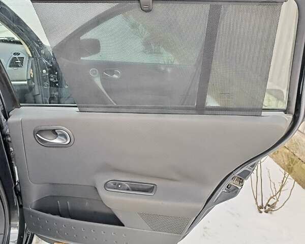 Сірий Рено Меган, об'ємом двигуна 1.87 л та пробігом 256 тис. км за 5300 $, фото 16 на Automoto.ua