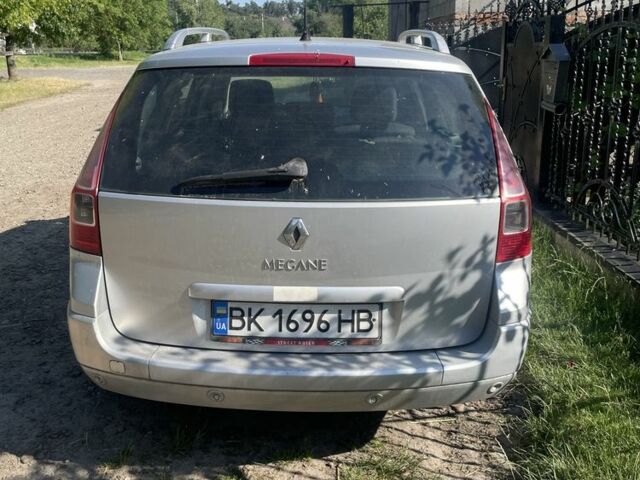 Серый Рено Меган, объемом двигателя 2 л и пробегом 263 тыс. км за 5200 $, фото 6 на Automoto.ua