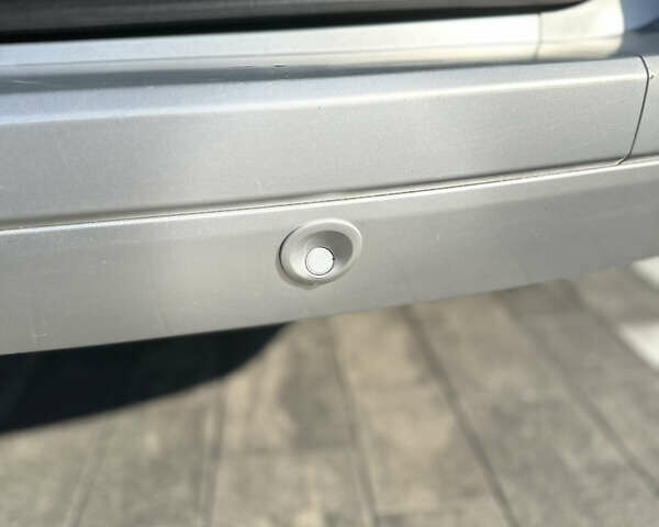 Серый Рено Меган, объемом двигателя 2 л и пробегом 134 тыс. км за 5600 $, фото 13 на Automoto.ua