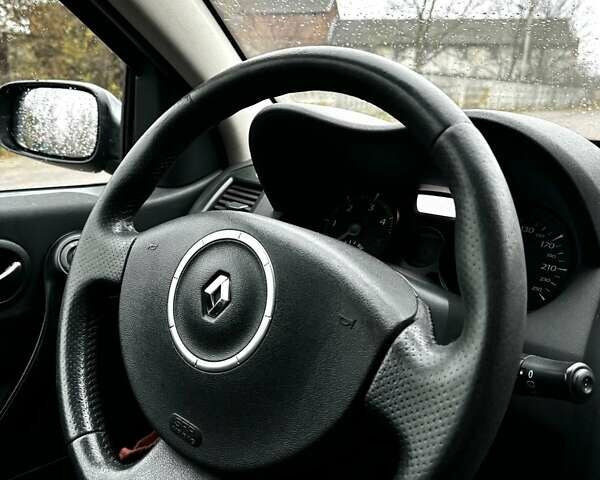 Сірий Рено Меган, об'ємом двигуна 1.5 л та пробігом 313 тис. км за 4750 $, фото 10 на Automoto.ua