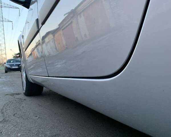 Серый Рено Меган, объемом двигателя 2 л и пробегом 162 тыс. км за 6299 $, фото 62 на Automoto.ua