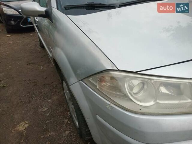 Серый Рено Меган, объемом двигателя 1.6 л и пробегом 308 тыс. км за 4500 $, фото 19 на Automoto.ua