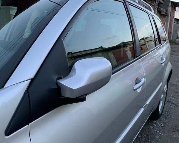 Серый Рено Меган, объемом двигателя 2 л и пробегом 162 тыс. км за 6299 $, фото 56 на Automoto.ua