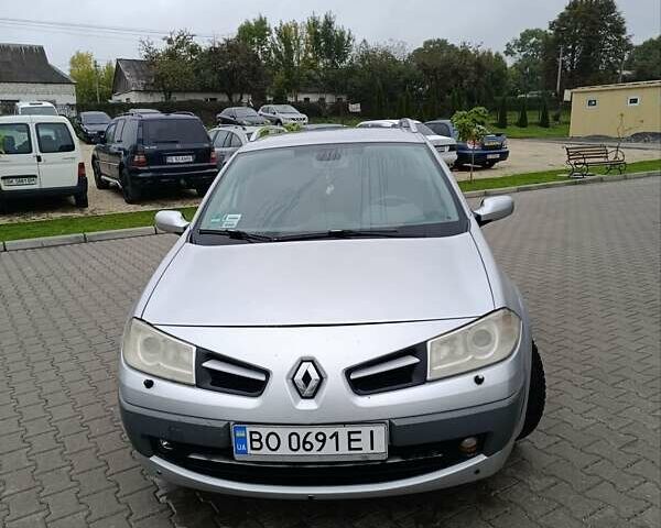 Серый Рено Меган, объемом двигателя 1.9 л и пробегом 309 тыс. км за 4600 $, фото 5 на Automoto.ua