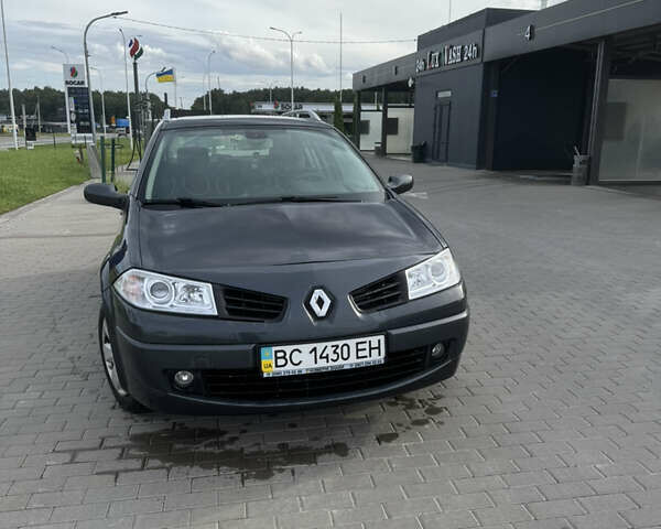 Серый Рено Меган, объемом двигателя 1.46 л и пробегом 237 тыс. км за 4800 $, фото 3 на Automoto.ua