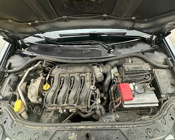 Серый Рено Меган, объемом двигателя 1.6 л и пробегом 248 тыс. км за 5500 $, фото 29 на Automoto.ua