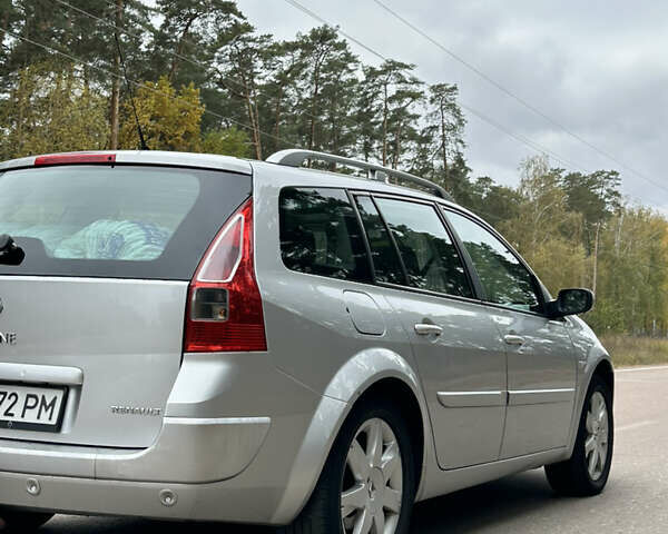 Сірий Рено Меган, об'ємом двигуна 2 л та пробігом 262 тис. км за 5650 $, фото 9 на Automoto.ua