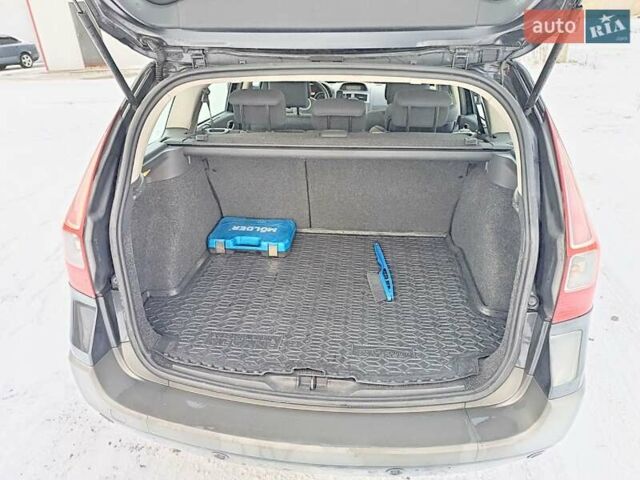 Сірий Рено Меган, об'ємом двигуна 1.87 л та пробігом 256 тис. км за 5300 $, фото 8 на Automoto.ua