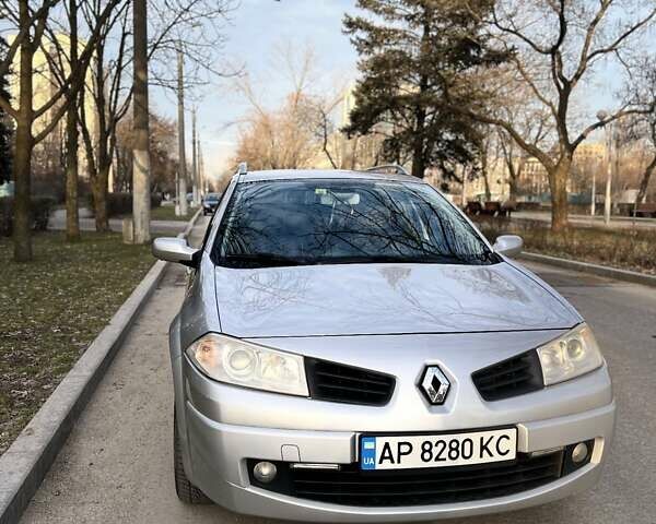 Сірий Рено Меган, об'ємом двигуна 2 л та пробігом 197 тис. км за 6800 $, фото 3 на Automoto.ua