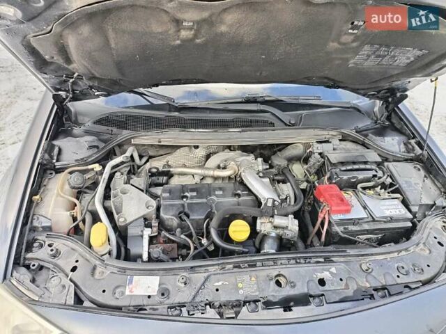 Сірий Рено Меган, об'ємом двигуна 1.87 л та пробігом 256 тис. км за 5300 $, фото 14 на Automoto.ua