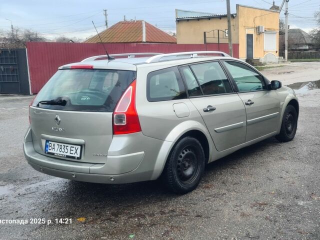 Сірий Рено Меган, об'ємом двигуна 1.6 л та пробігом 320 тис. км за 4600 $, фото 3 на Automoto.ua