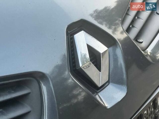 Серый Рено Меган, объемом двигателя 1.6 л и пробегом 190 тыс. км за 5650 $, фото 9 на Automoto.ua