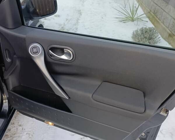 Сірий Рено Меган, об'ємом двигуна 1.87 л та пробігом 256 тис. км за 5300 $, фото 17 на Automoto.ua