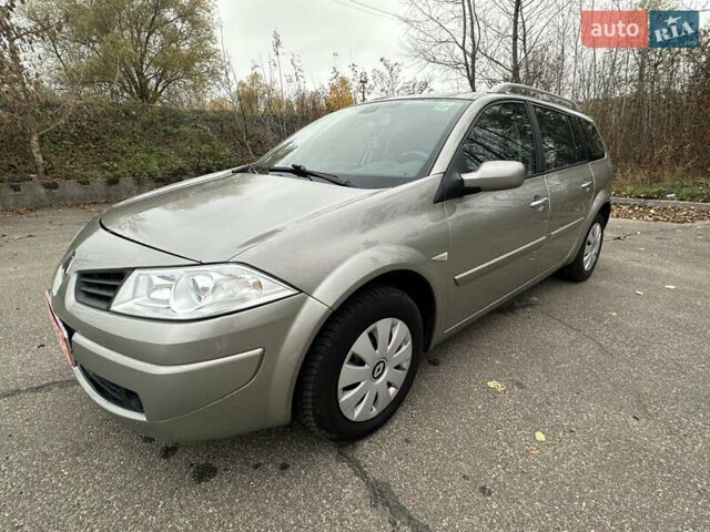 Серый Рено Меган, объемом двигателя 1.6 л и пробегом 179 тыс. км за 5300 $, фото 15 на Automoto.ua