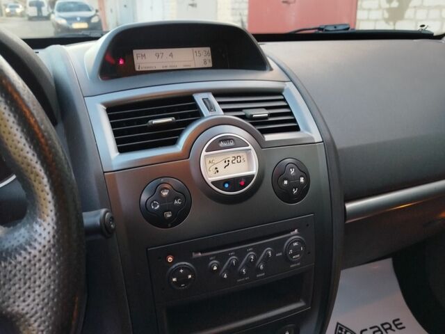 Сірий Рено Меган, об'ємом двигуна 2 л та пробігом 162 тис. км за 6299 $, фото 19 на Automoto.ua