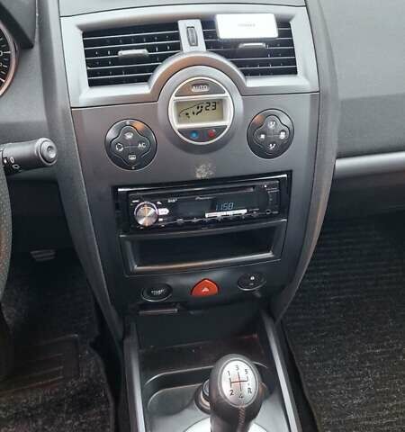 Сірий Рено Меган, об'ємом двигуна 1.6 л та пробігом 74 тис. км за 6800 $, фото 11 на Automoto.ua