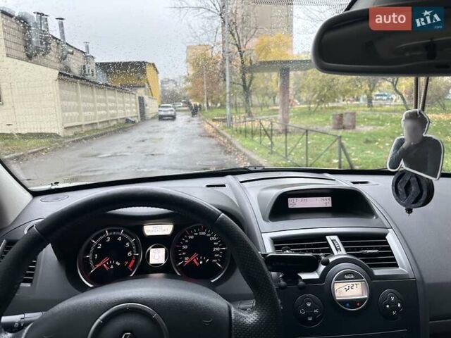 Сірий Рено Меган, об'ємом двигуна 1.6 л та пробігом 174 тис. км за 6000 $, фото 19 на Automoto.ua