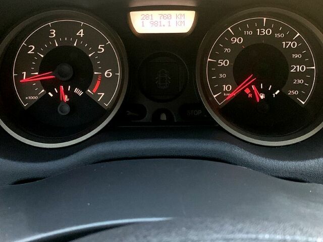 Серый Рено Меган, объемом двигателя 1.6 л и пробегом 281 тыс. км за 4500 $, фото 8 на Automoto.ua