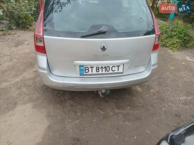 Серый Рено Меган, объемом двигателя 1.6 л и пробегом 308 тыс. км за 4500 $, фото 10 на Automoto.ua
