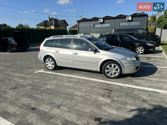 Серый Рено Меган, объемом двигателя 2 л и пробегом 134 тыс. км за 5600 $, фото 1 на Automoto.ua