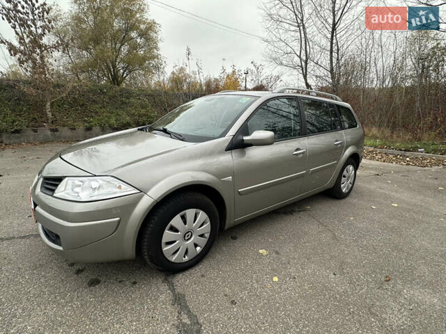 Серый Рено Меган, объемом двигателя 1.6 л и пробегом 179 тыс. км за 5300 $, фото 4 на Automoto.ua