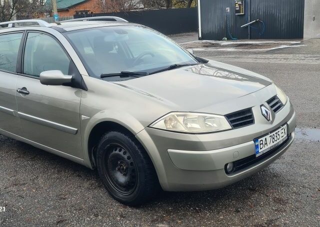 Сірий Рено Меган, об'ємом двигуна 1.6 л та пробігом 320 тис. км за 4600 $, фото 2 на Automoto.ua