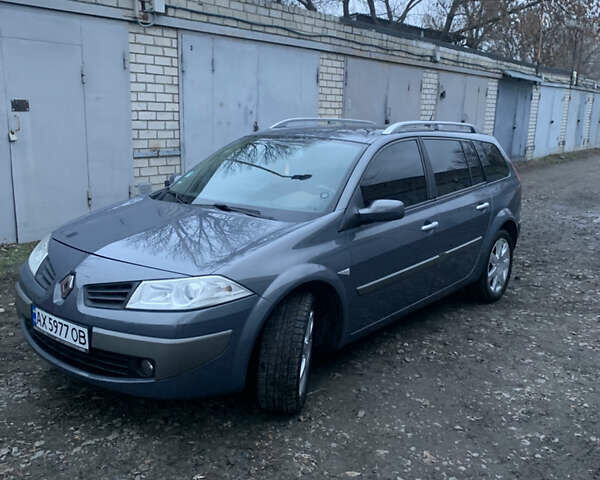 Серый Рено Меган, объемом двигателя 1.6 л и пробегом 230 тыс. км за 6000 $, фото 3 на Automoto.ua
