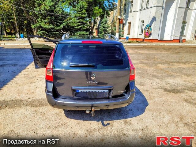 Серый Рено Меган, объемом двигателя 2 л и пробегом 230 тыс. км за 5700 $, фото 3 на Automoto.ua