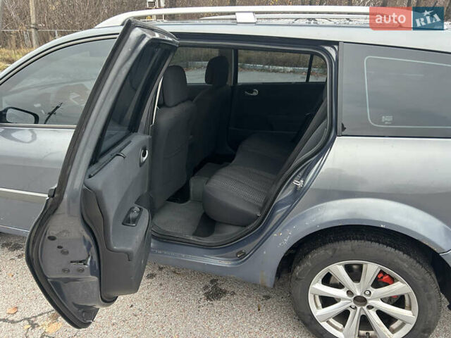 Сірий Рено Меган, об'ємом двигуна 1.6 л та пробігом 507 тис. км за 3700 $, фото 6 на Automoto.ua