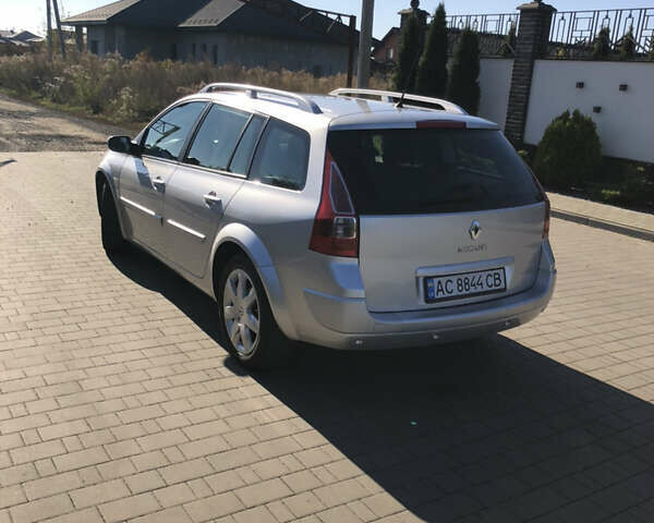 Серый Рено Меган, объемом двигателя 0 л и пробегом 128 тыс. км за 6500 $, фото 3 на Automoto.ua