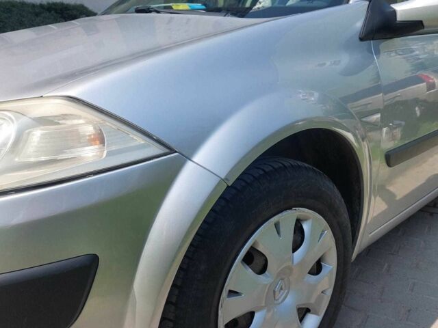 Серый Рено Меган, объемом двигателя 1.6 л и пробегом 270 тыс. км за 3800 $, фото 3 на Automoto.ua