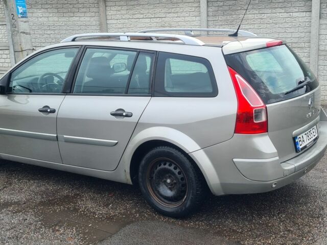 Сірий Рено Меган, об'ємом двигуна 1.6 л та пробігом 320 тис. км за 4600 $, фото 4 на Automoto.ua