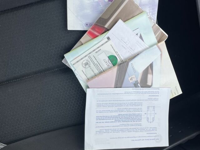 Серый Рено Меган, объемом двигателя 1.6 л и пробегом 196 тыс. км за 5500 $, фото 17 на Automoto.ua