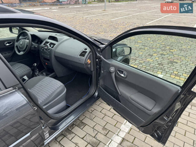 Серый Рено Меган, объемом двигателя 1.6 л и пробегом 193 тыс. км за 5000 $, фото 8 на Automoto.ua