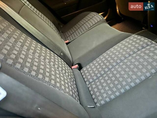 Серый Рено Меган, объемом двигателя 1.6 л и пробегом 190 тыс. км за 5650 $, фото 44 на Automoto.ua