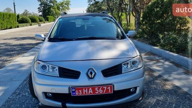 Рено Меган 2007 в Днепре (Днепропетровске) на Automoto.ua Серый Рено Меган, объемом двигателя 1.6 л и пробегом 212 тыс. км за 4750 $, фото 4 на Automoto.ua