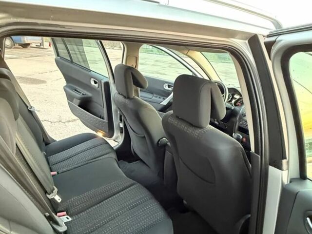 Серый Рено Меган, объемом двигателя 0 л и пробегом 169 тыс. км за 6500 $, фото 9 на Automoto.ua