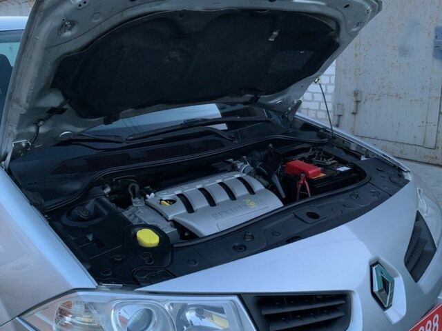 Сірий Рено Меган, об'ємом двигуна 2 л та пробігом 162 тис. км за 6299 $, фото 14 на Automoto.ua