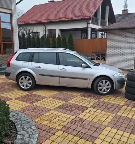 Сірий Рено Меган, об'ємом двигуна 1.6 л та пробігом 74 тис. км за 6800 $, фото 4 на Automoto.ua