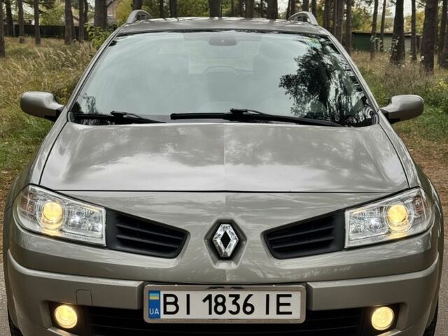 Рено Меган 2007 в Чернигове на Automoto.ua Серый Рено Меган, объемом двигателя 1.6 л и пробегом 178 тыс. км за 5500 $, фото 7 на Automoto.ua