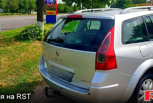 Серый Рено Меган, объемом двигателя 1.5 л и пробегом 203 тыс. км за 5450 $, фото 2 на Automoto.ua