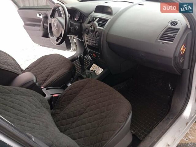 Сірий Рено Меган, об'ємом двигуна 1.5 л та пробігом 211 тис. км за 5499 $, фото 6 на Automoto.ua